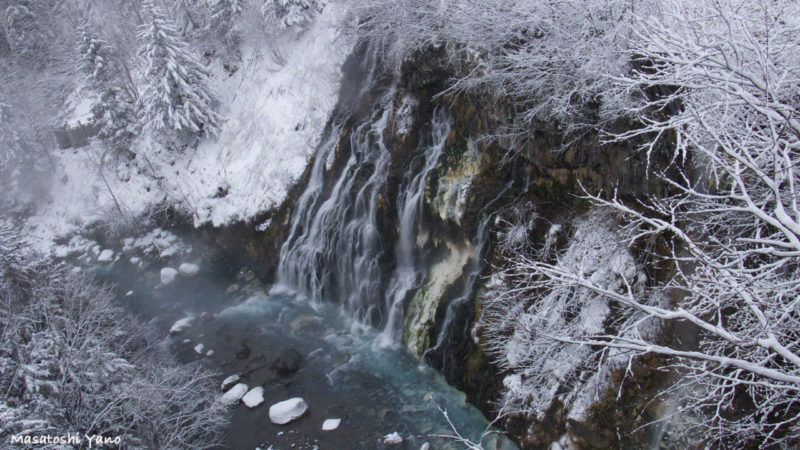 冬の白ひげの滝