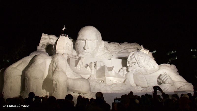 札幌雪まつり、進撃の巨人の雪像